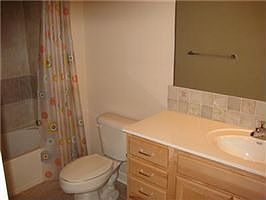 5th image of 4277 Mackenzie Ct