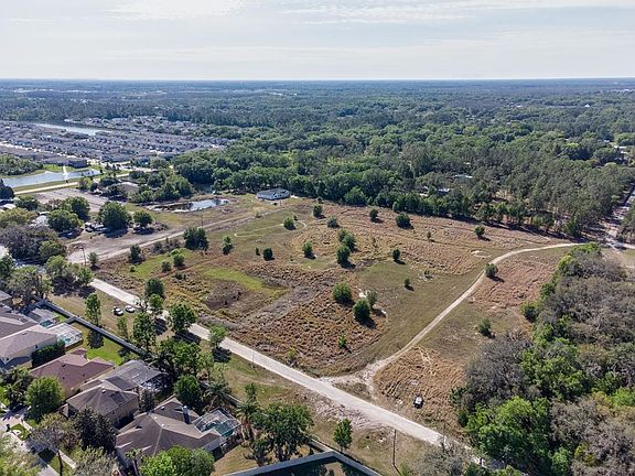 4th image of 29824 Wells Rd