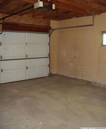 3rd image of 18030 Elgin Ave