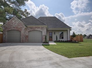 104 Fresh Fields, Lafayette, LA 70503