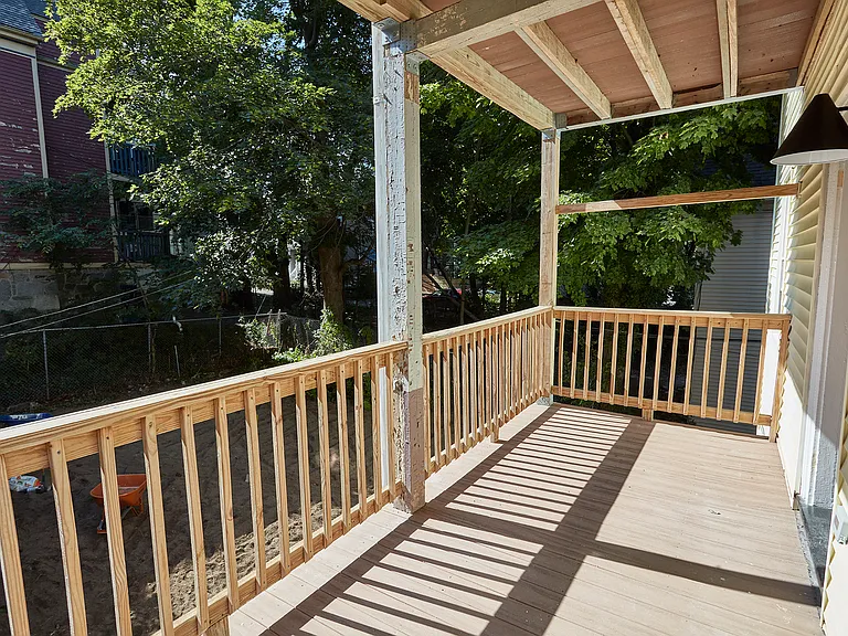9 Wenham St #7 — Photo 8