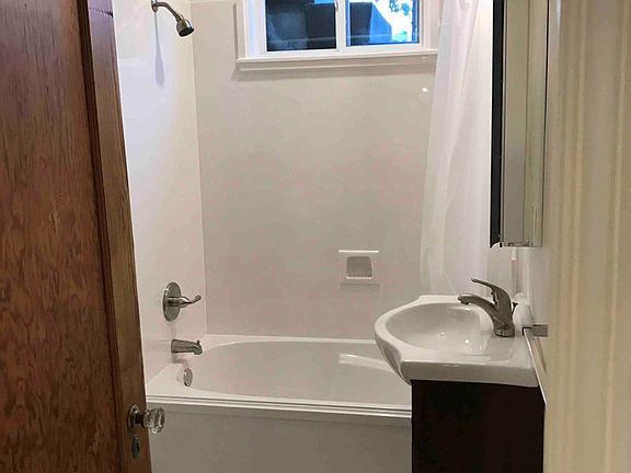 Full Bath
