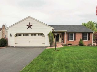 14 Park Dr, Dillsburg, PA