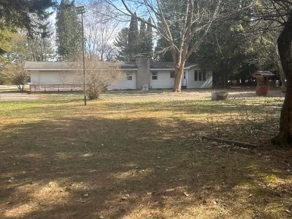 9291 N Straits Hwy, Cheboygan, MI 49721