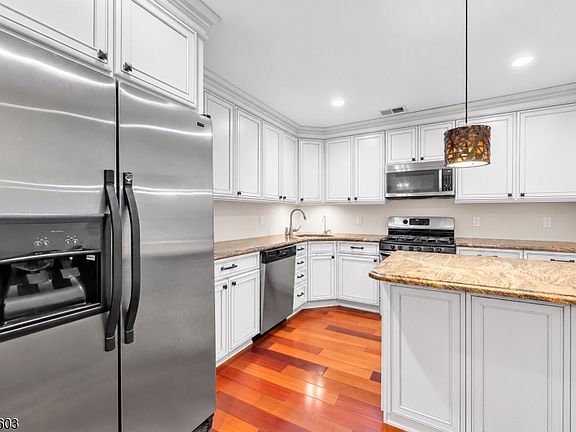 5th image of 1118 Sage Ct