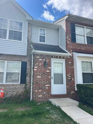 627 Candlestick Ln, Newark, DE 19702