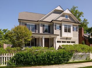 6009 Walton Rd, Bethesda, MD 20817