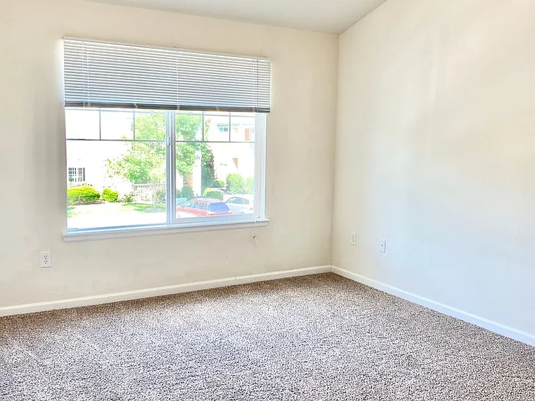 4775 Hahns Peak Dr #204 — Photo 8