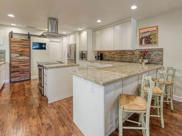 470 W Barstow Ave APT 103, Fresno, CA 93704