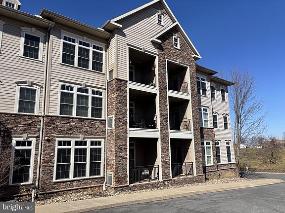 2nd image of 100 Jefferson Ave Ste 117