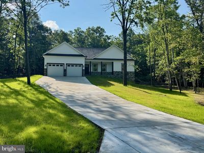 33 Butternut Ln, Berkeley Springs, WV, 25411