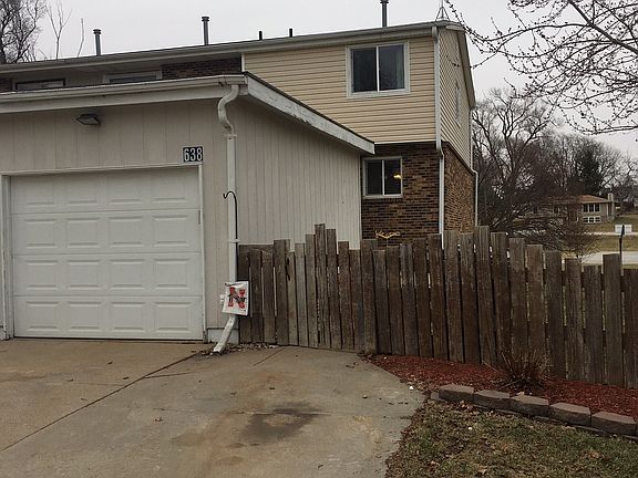 2nd image of 638 Parkview Ave