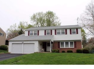 565 Parmentier Rd, Warminster, PA 18974