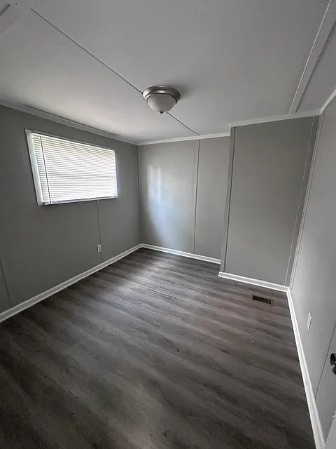2 bed, 800 sqft, $945 — Photo 2