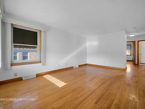 3rd image of 4537 Hirschberg Ct
