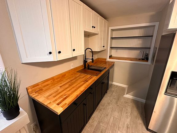 3rd image of 1460 Meriden Waterbury Tpke #2