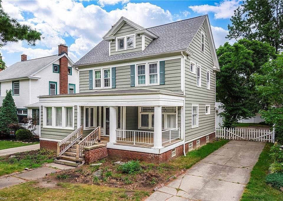 1st image of 17118 Ernadale Ave