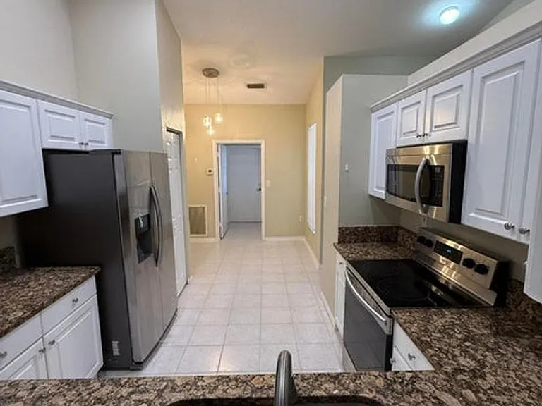 7651 S Aragon Blvd #1 — Photo 4