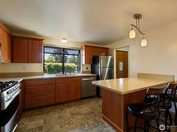 5th image of 12733 SE 167th Street