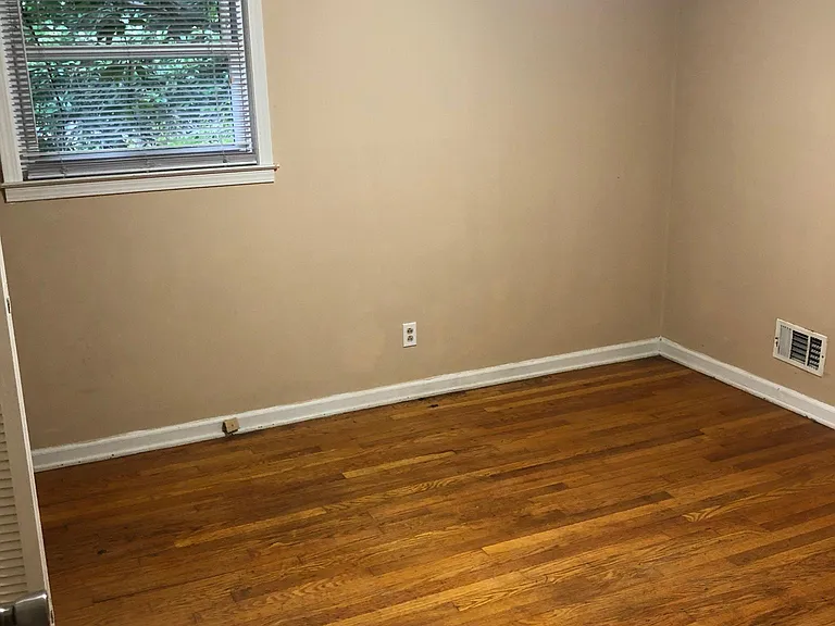 712 Seton Rd — Photo 5