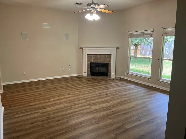2808 Butterfly Dr — Photo 7