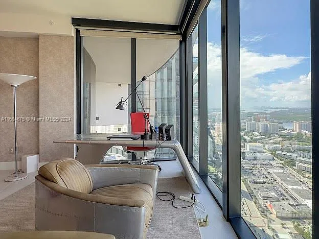 18555 Collins Ave #5203 — Photo 8