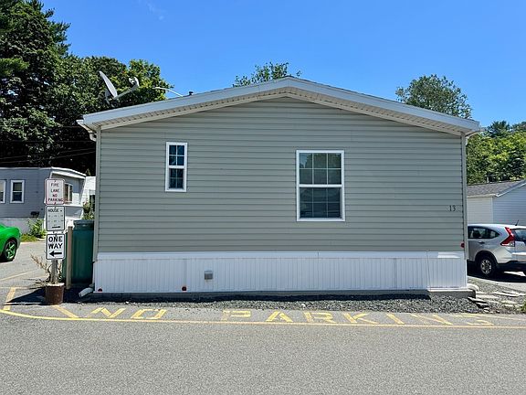 3rd image of 41 Pine St #13