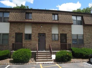 209 N Oaks Blvd, North Brunswick, NJ 08902