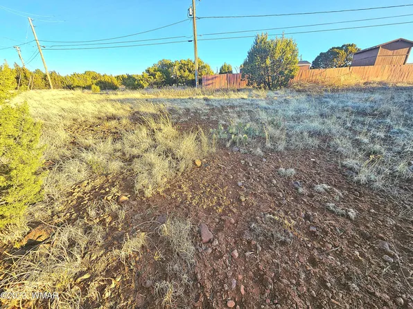 8693 Cox Dr, Show Low, AZ 85901