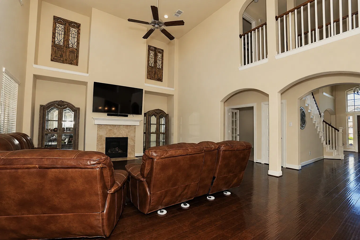 218 Bentwater Lane - 1 — Photo 2