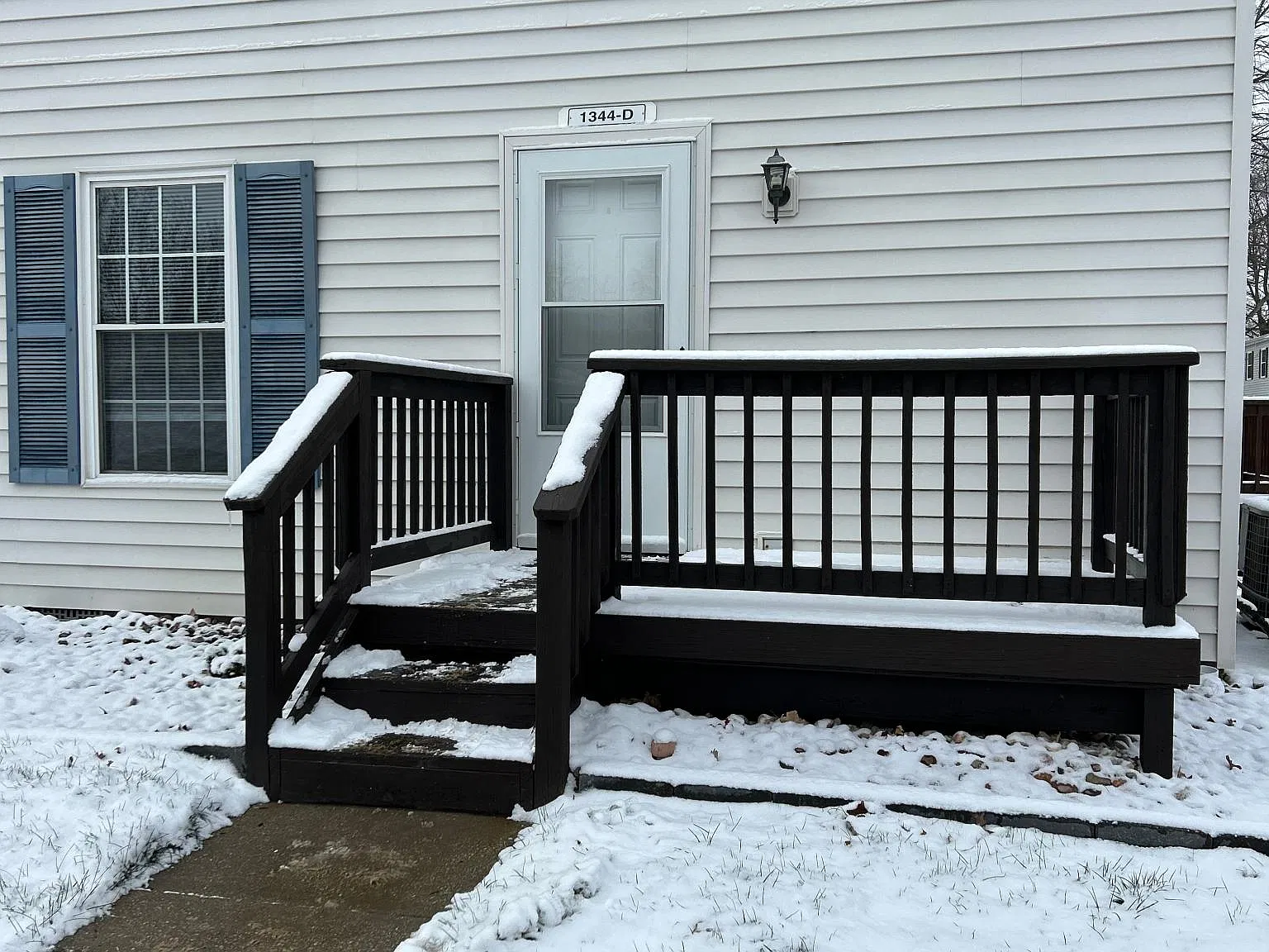 2 bed, 1064 sqft, $1,350 — Photo 2