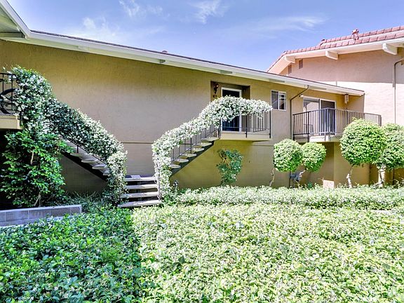 3rd image of 420 Alberto Way Unit 49