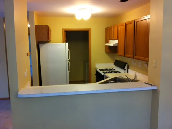 309 Windsor Ct Unit D, South Elgin, IL 60177