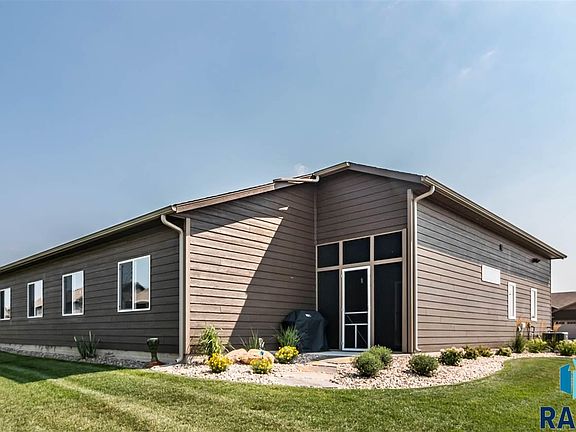 4th image of 6415 Keller Cir
