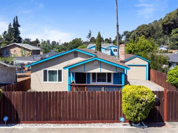 3969 Delmont Ave, Oakland, CA 94605