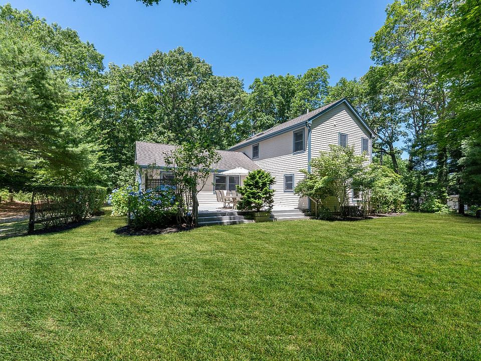 190 Big Fresh Pond Rd, Southampton, NY 11968 Zillow