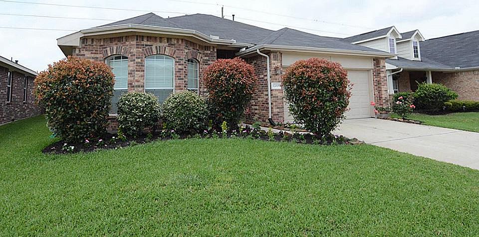 1st image of 12015 Golden Lodge Ln