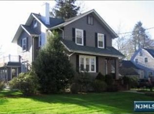 30 W View Ter, Haworth, NJ 07641