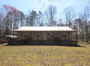 180 Quiet Ridge Ln, Grandview, TN 37337