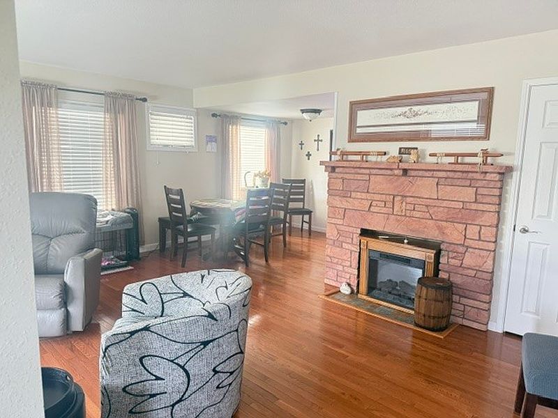 4th image of 615 D Street SW