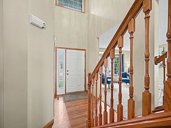 3rd image of 7625 Teal Rd