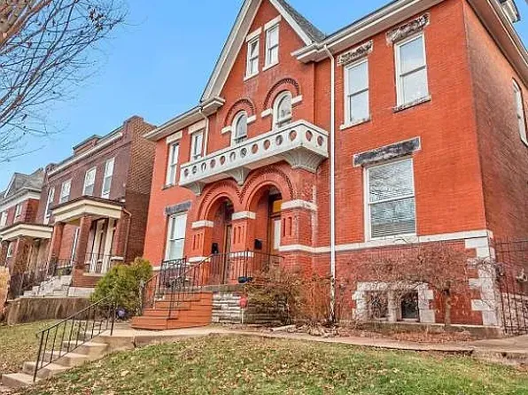3832 Shenandoah Ave, Saint Louis, MO 63110
