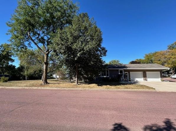 456 Cedar Ave, Westbrook, MN 56183