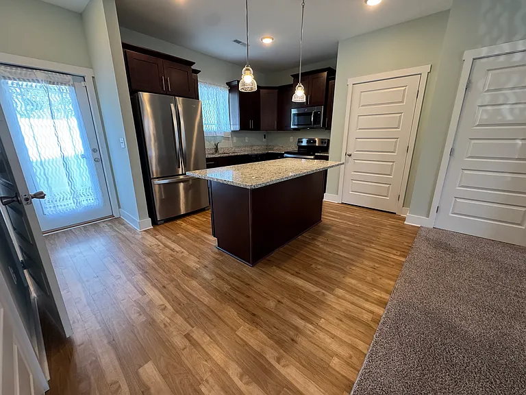 7044 Magnolia Xing — Photo 3