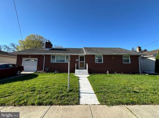 163 Locust Ave, Hamilton, NJ 08610