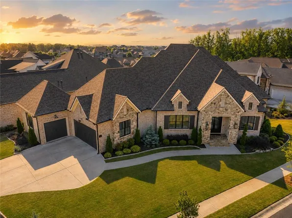 2825 Cork St, Braselton, GA 30517