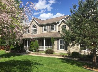 127 Creamery Pond Rd, Chester, NY 10918