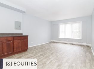 7333 Ridge, Chicago, IL 60645