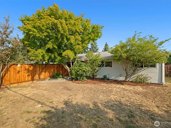222 SW 305th Street, Federal Way, WA 98023