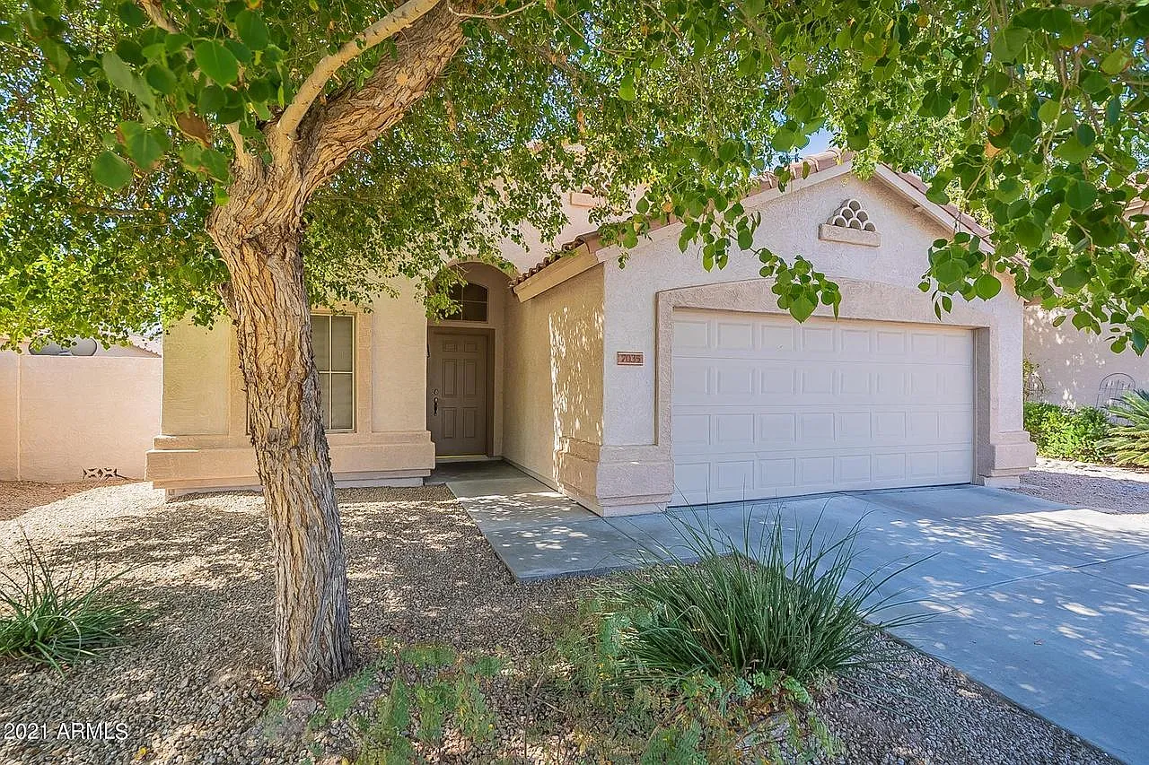 7035 W Phelps Rd — Photo 1